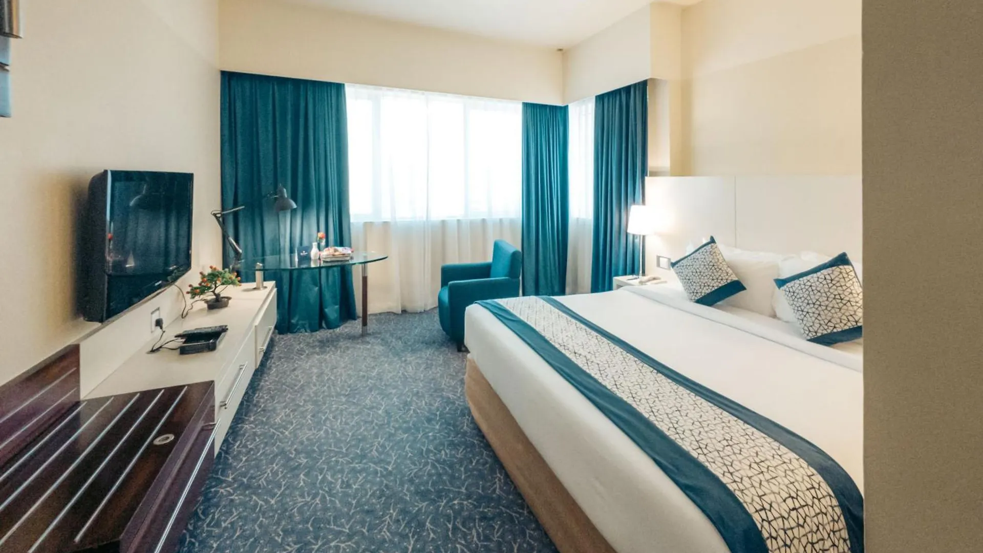 Kingsgate Hotel By Millennium Abu Dhabi