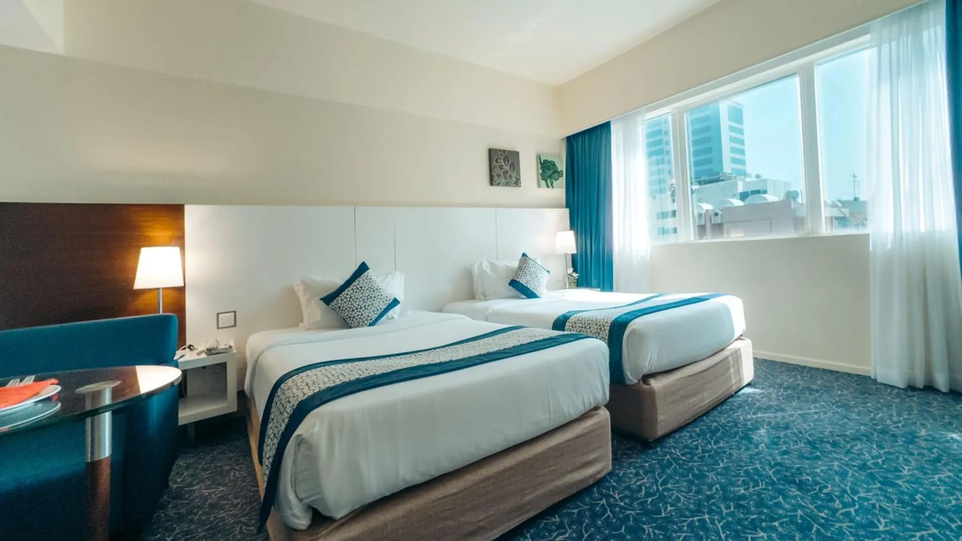 Kingsgate Hotel By Millennium Abou Dabi 3*,  Émirats arabes unis