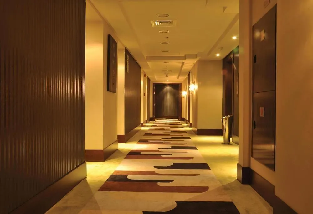 Kingsgate Hotel By Millennium Abou Dabi 3*,  Émirats arabes unis